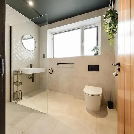 Westbury Collection - The Mews *